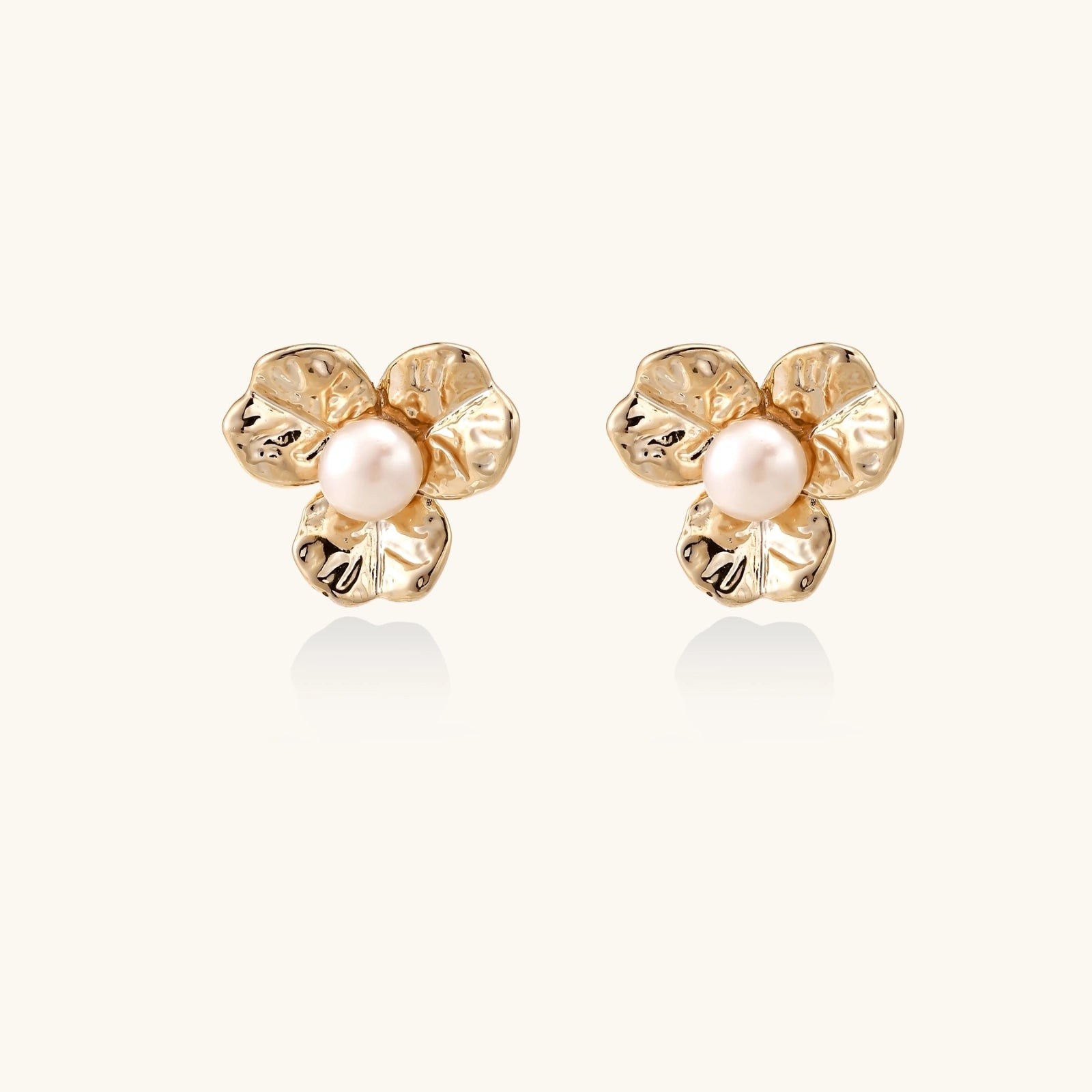Blooming Pearl Stud Earrings